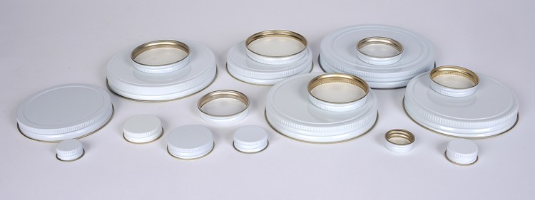 White Metal Caps With Pulp-Poly Liner